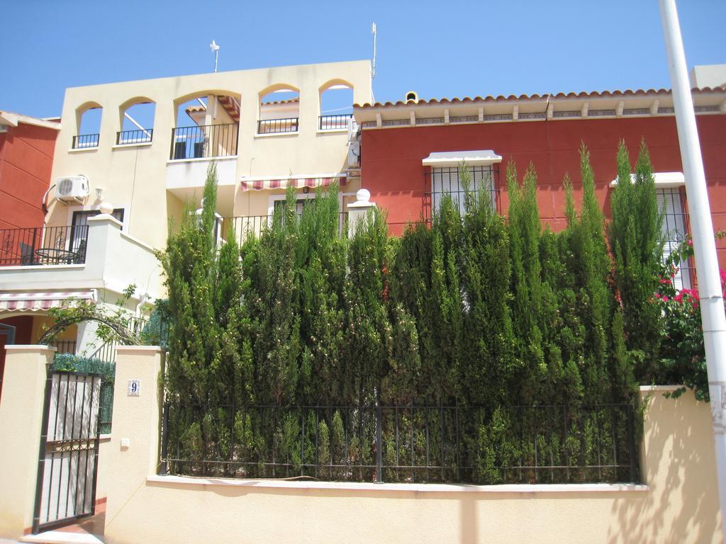 Bungalow Altos De La Bahia Торрев'єха Номер фото